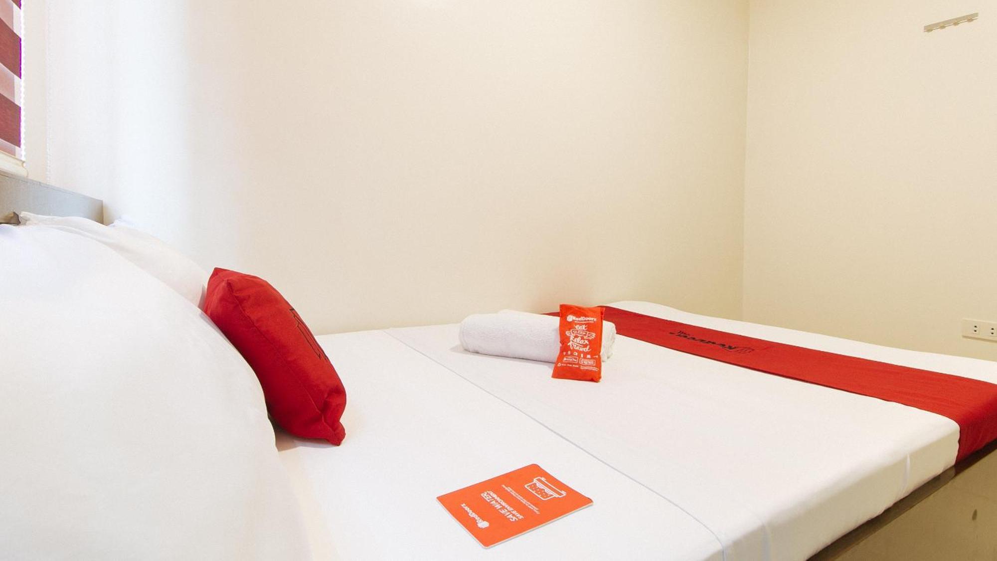 Reddoorz Near Fernwoods Garden Quezon City Extérieur photo