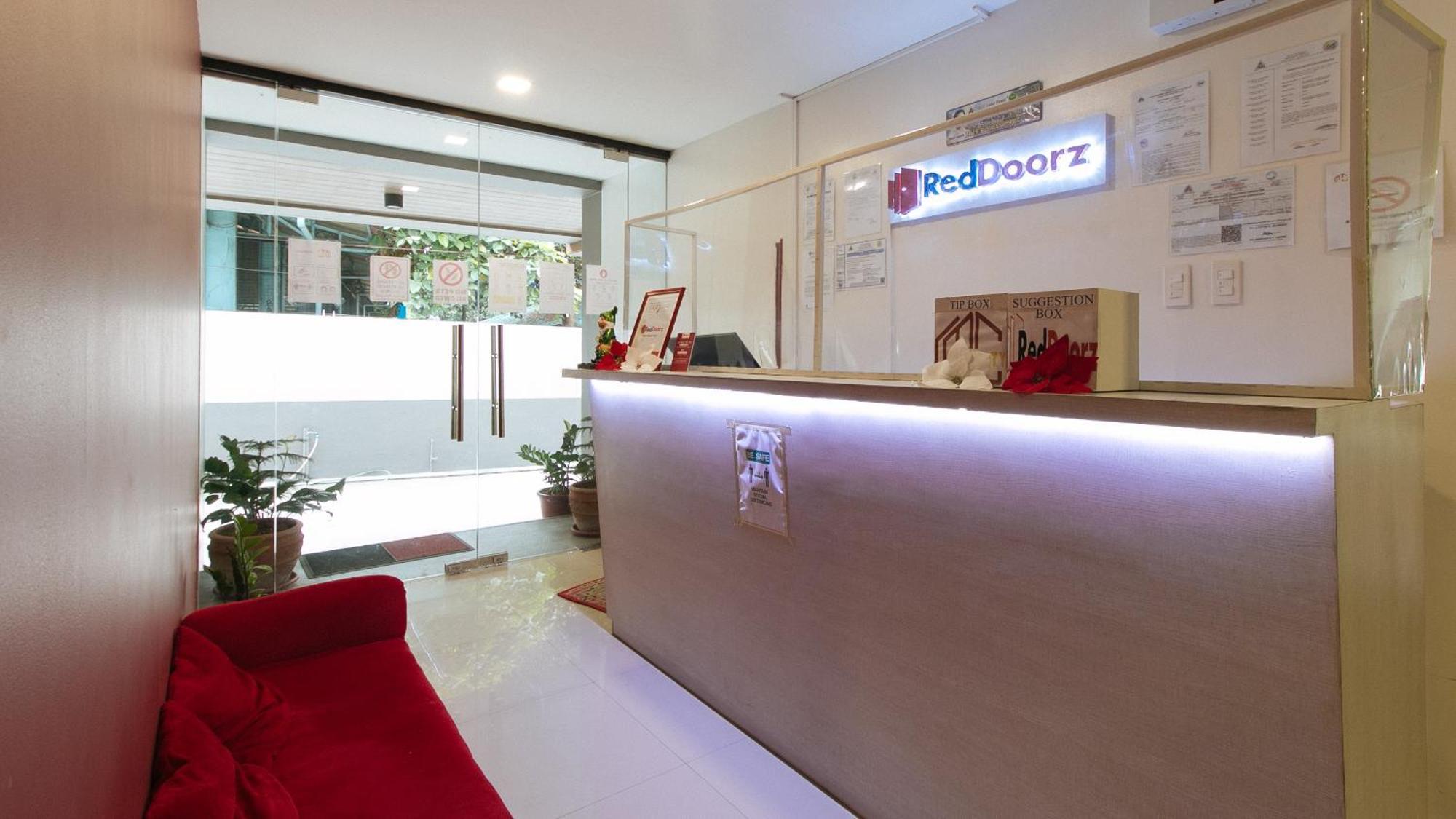 Reddoorz Near Fernwoods Garden Quezon City Extérieur photo